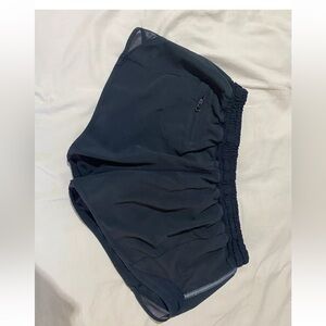 Lululemon black shorts